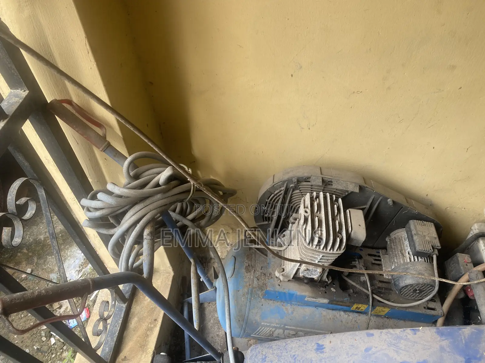 Air Compressor
