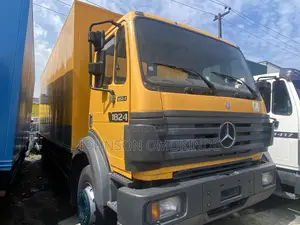Mercedes Benz Container Body