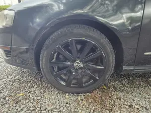 Volkswagen Passat 2010 Black