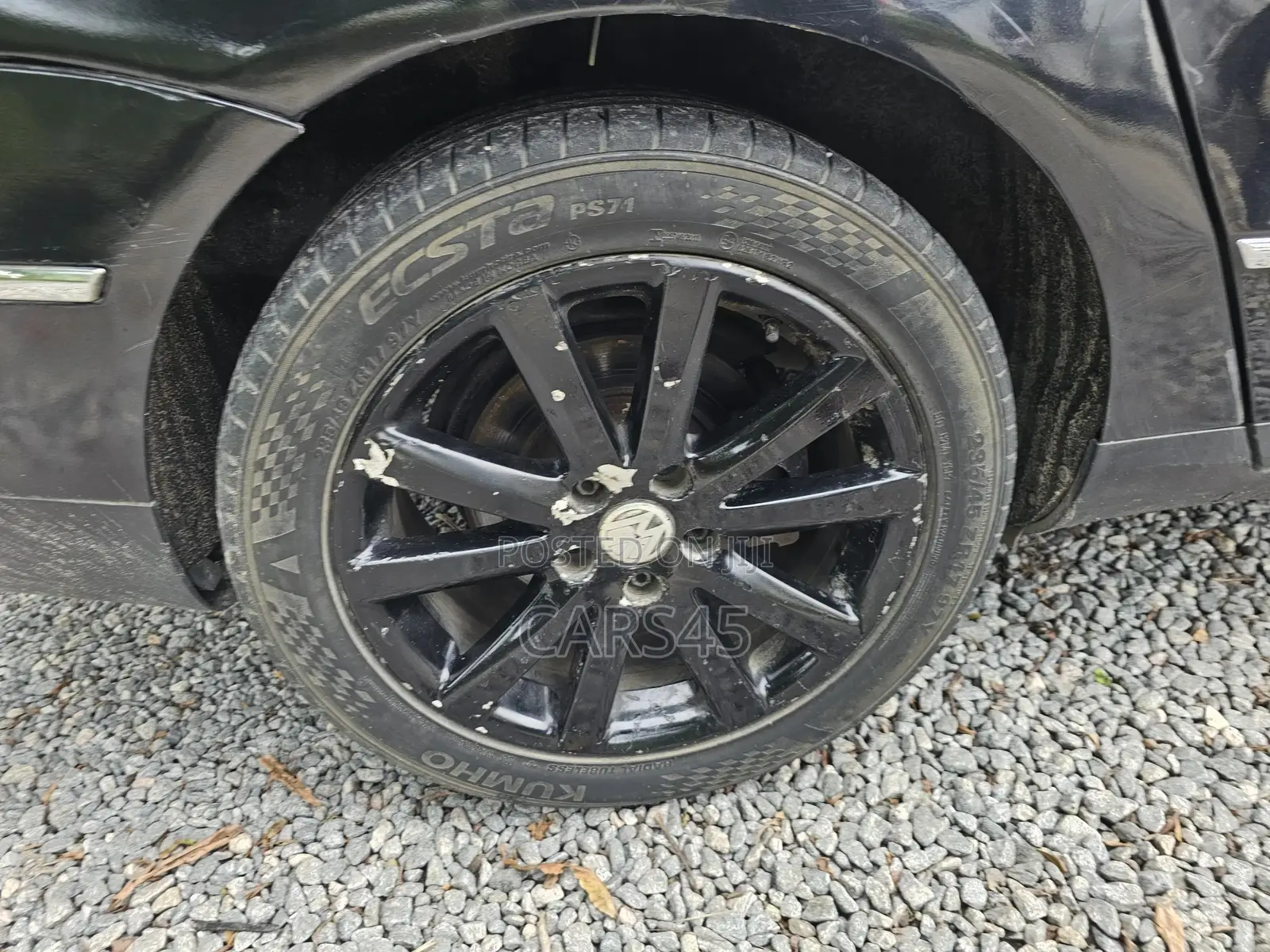Volkswagen Passat 2010 Black