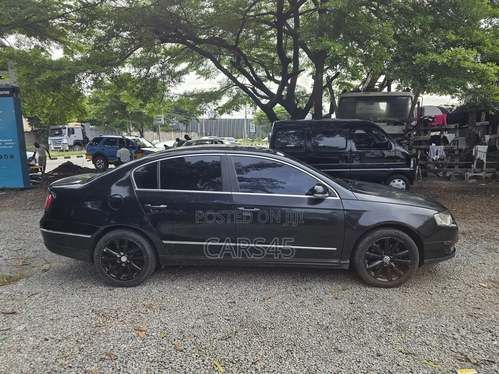 Volkswagen Passat 2010 Black