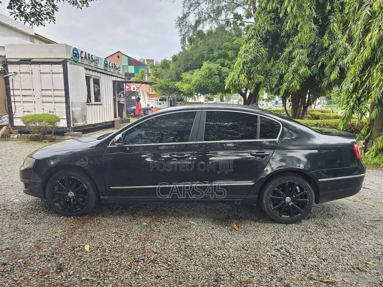 Volkswagen Passat 2010 Black
