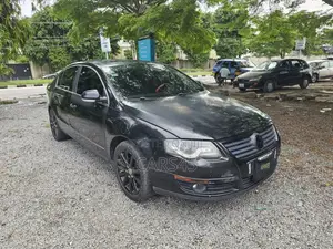 Volkswagen Passat 2010 Black