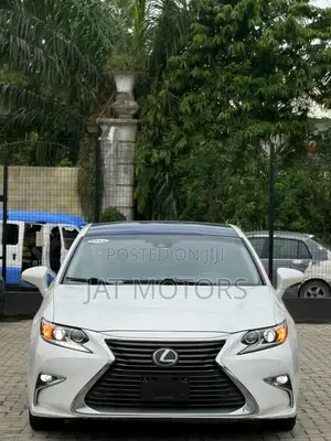 Lexus ES 350 FWD 2016 Off white