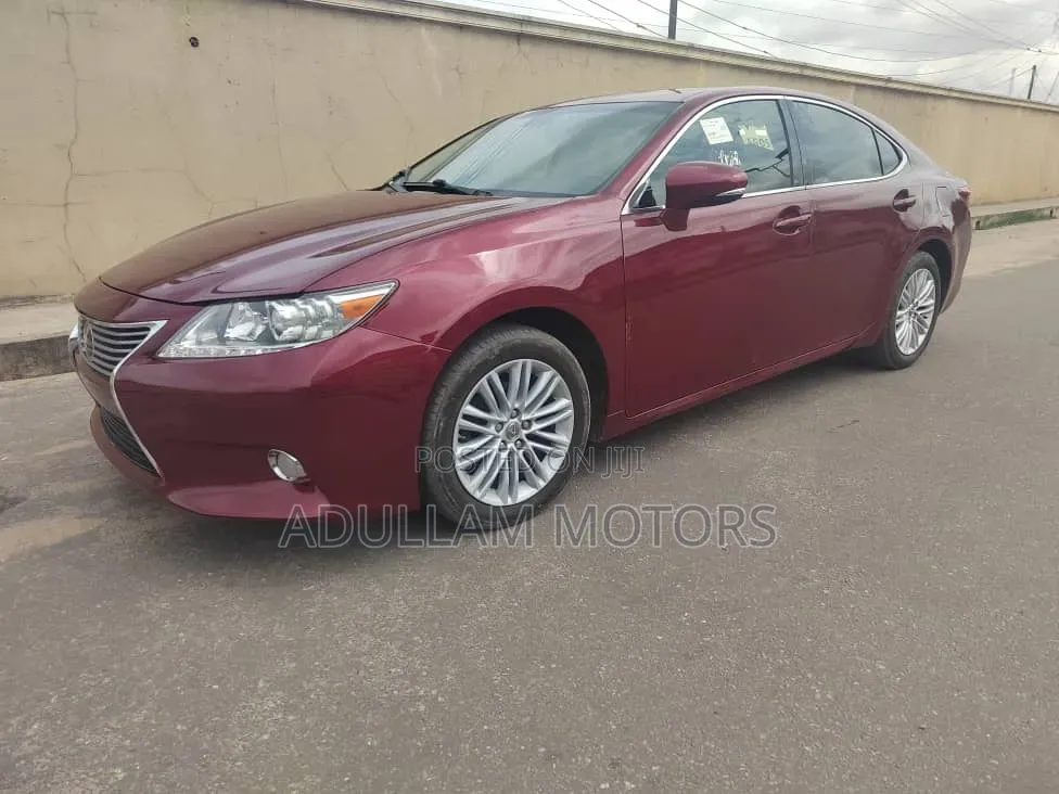 Lexus ES 2016 Red