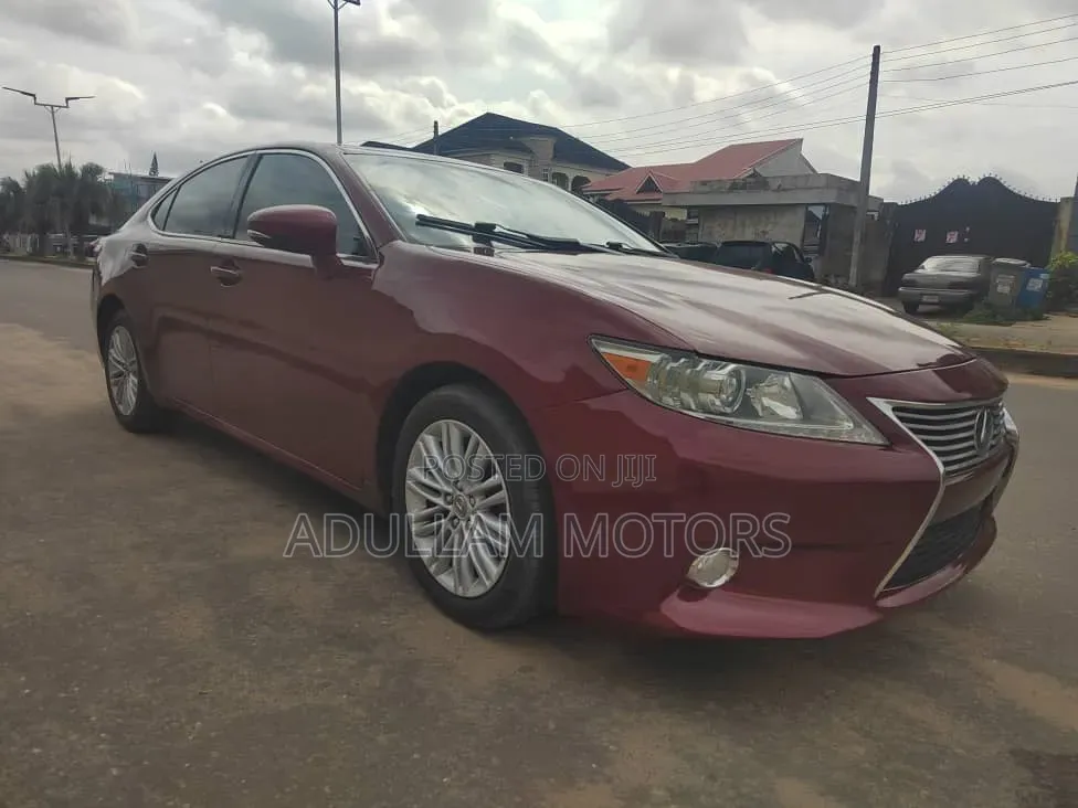 Lexus ES 2016 Red