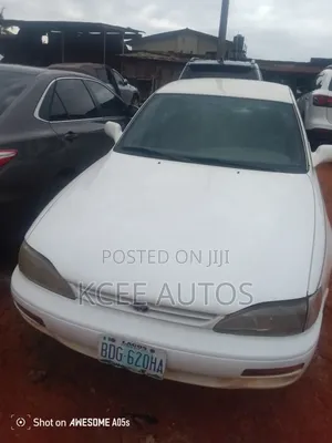 Toyota Camry Automatic 1999 White