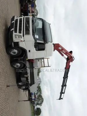 Rent a Hiab Truck (Self-Loader Crane) in Lagos for Your Heavy Lifting