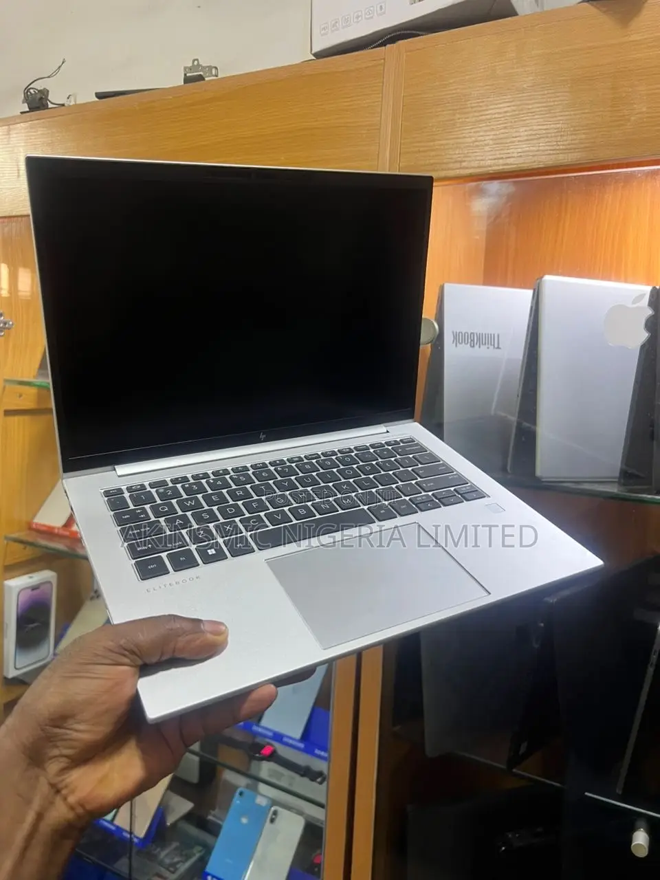 Table Laptop