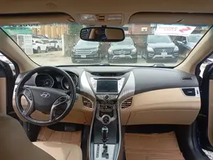 Hyundai Elantra 2013 Blue