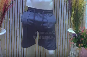 Short Nicka