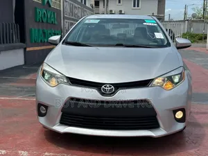 Toyota Corolla LE 4dr Sedan (1.8L 4cyl CVT) 2016 Silver