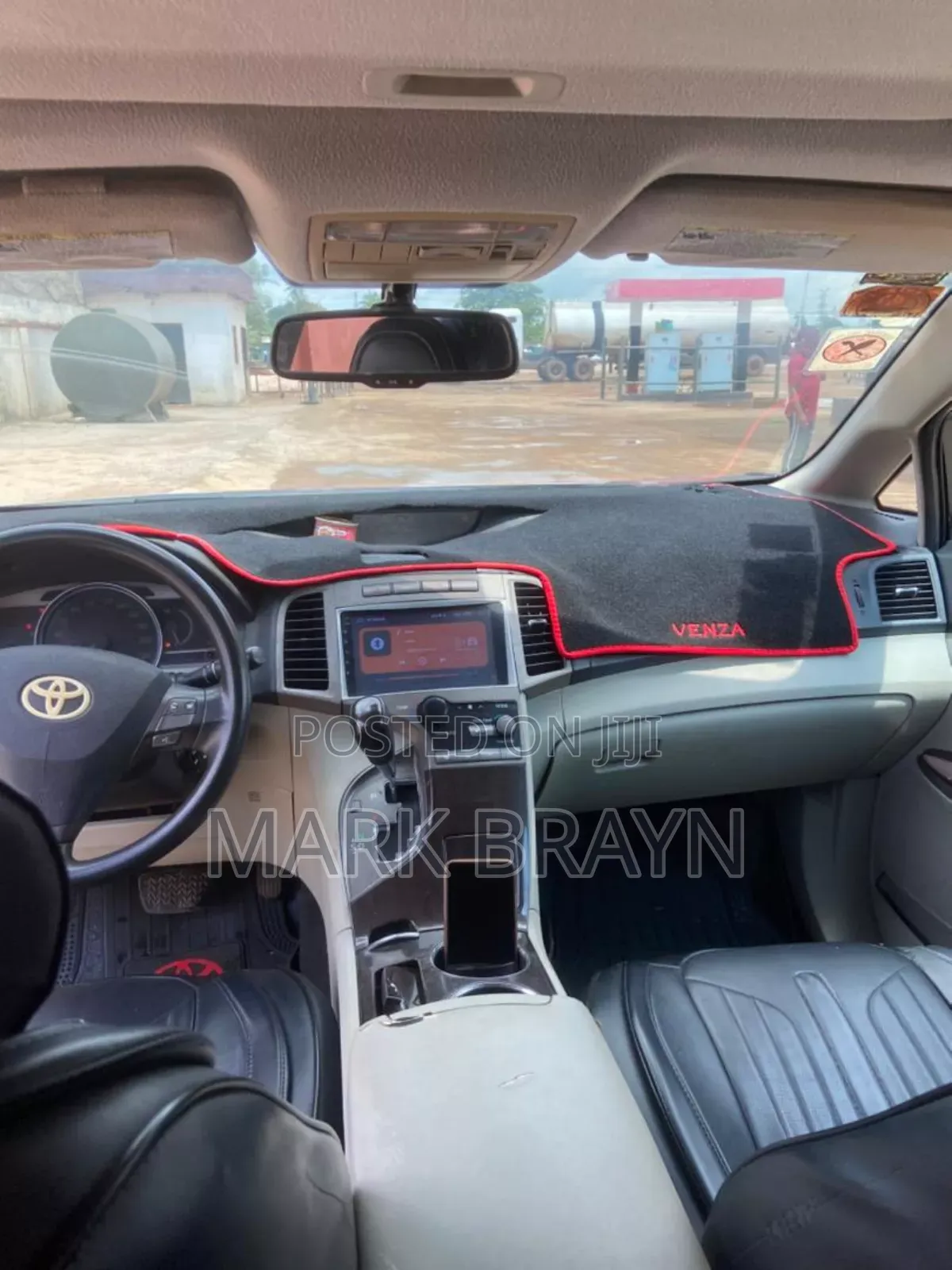 Toyota Venza 2010 Silver