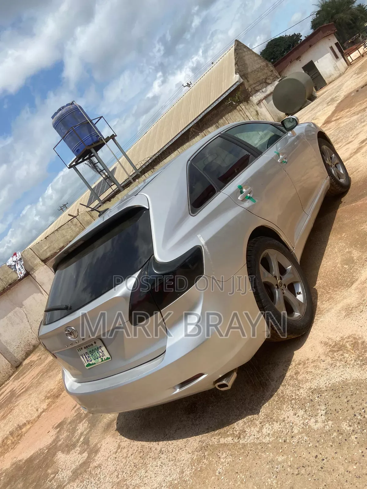 Toyota Venza 2010 Silver