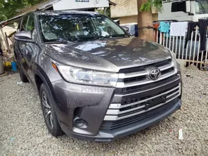 Toyota Highlander 2019 Burgundy