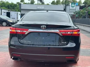 Toyota Avalon XLE 4dr Sedan (3.5L 6cyl 6A) 2014 Black