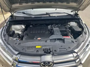 Toyota Highlander 2016 Gold