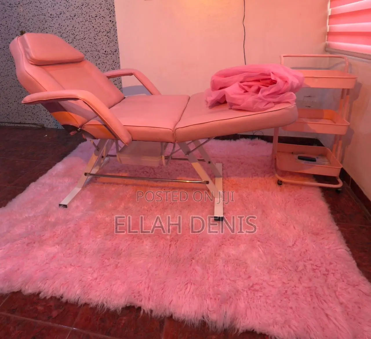 Lash Bed Set