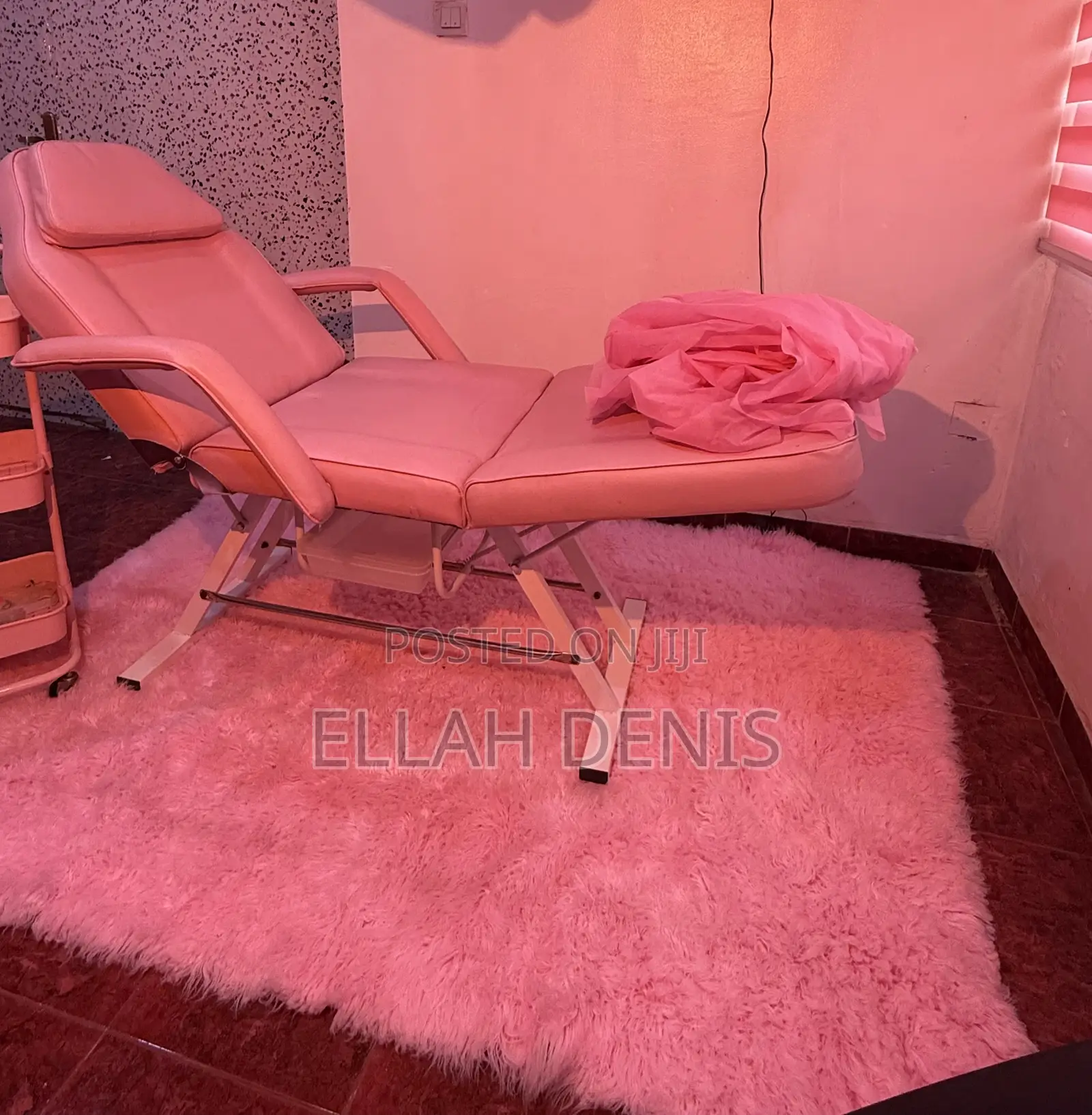 Lash Bed Set