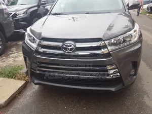 Toyota Highlander 2018 Gray