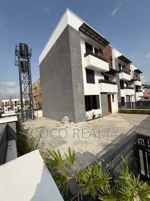 4bdrm Townhouse/Terrace in Gwarinpa for sale