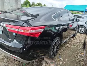 New Toyota Avalon XLE 4dr Sedan (3.5L 6cyl 6A) 2015 Black
