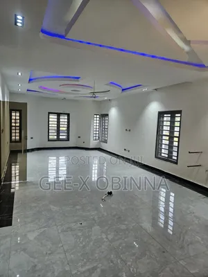 5bdrm Duplex in Wuye Market for sale