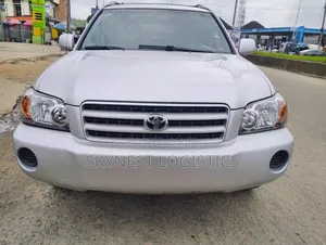 Toyota Highlander 2004 Gray