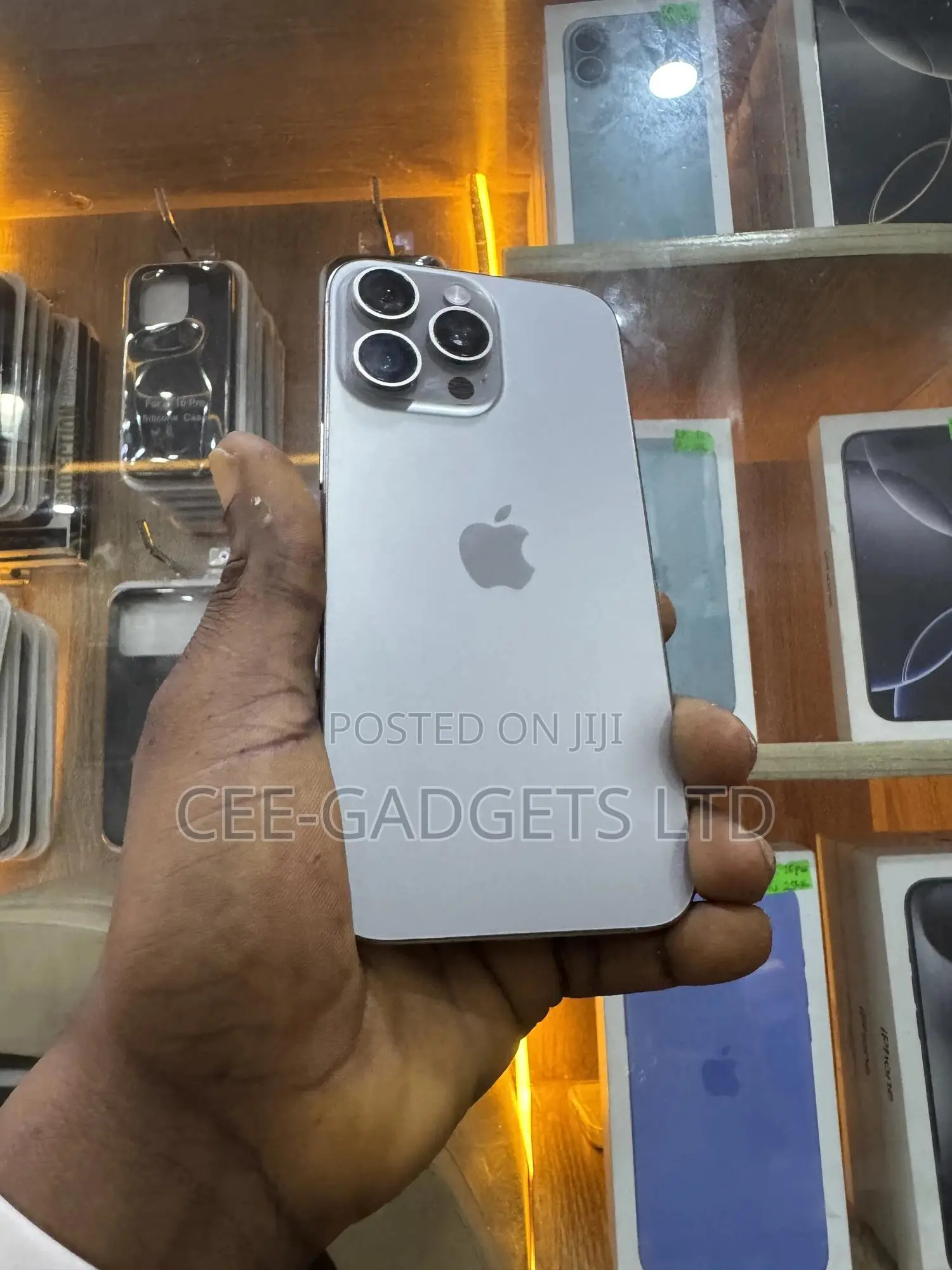 Apple iPhone 15 Pro Max 1 TB