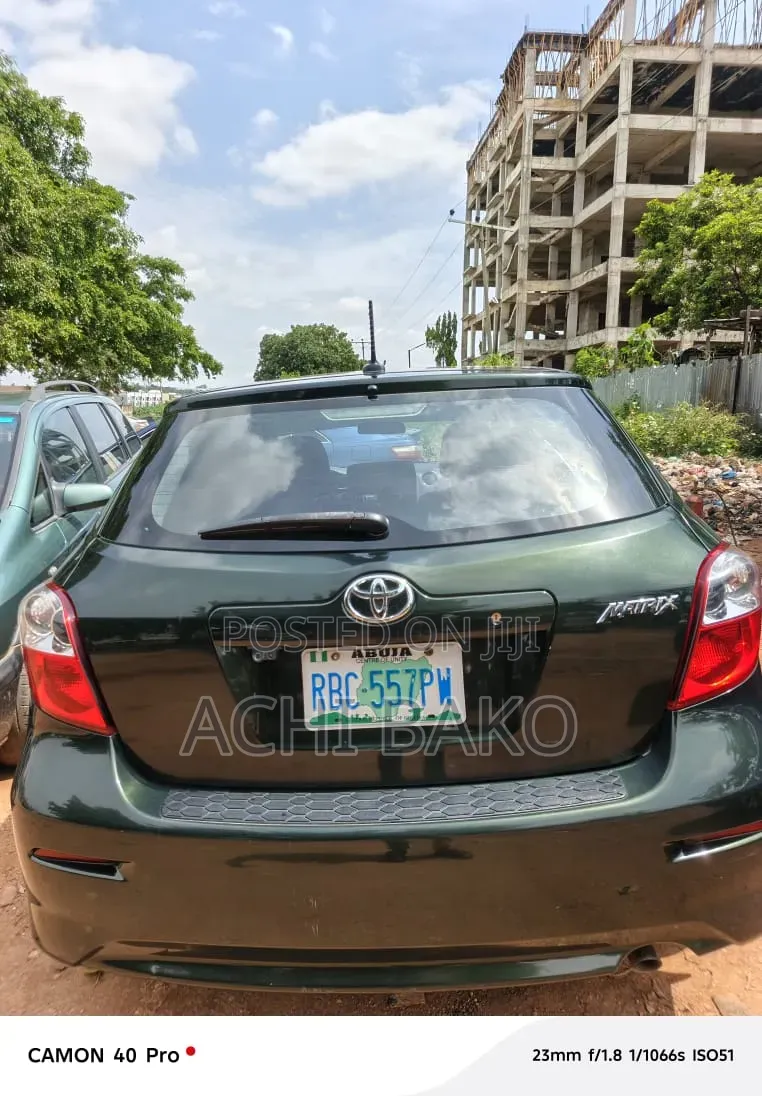 Toyota Matrix 2012 Green