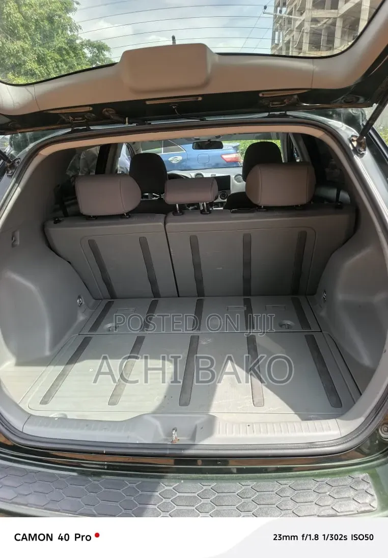 Toyota Matrix 2012 Green