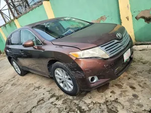 Toyota Venza 2010 Brown