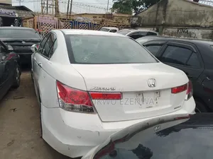 Honda Accord 2009 White