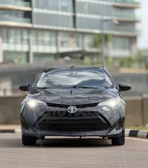 Toyota Corolla 2017 Black