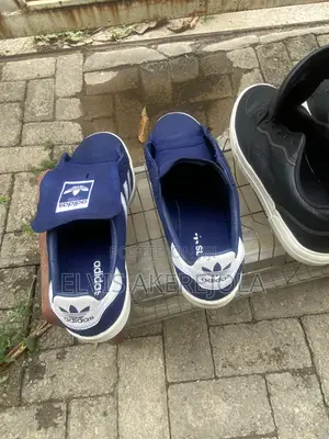 Addidas Sneakers