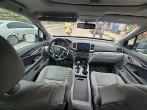 Honda Pilot EX-L 4dr SUV 4WD (3.5L 6cyl 5A) 2016 Black