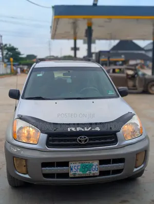 Toyota RAV4 Automatic 2003 Silver