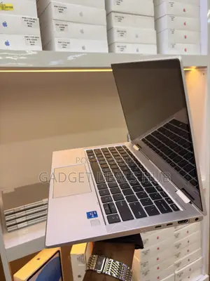 Laptop HP EliteBook 830 G8 32GB Intel Core i7 SSD 512GB