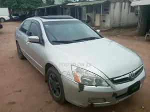 Honda Accord 2.0 Comfort Automatic 2006 Silver