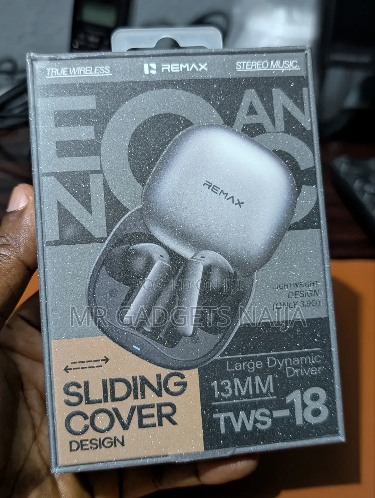 Remax Sliding Earbuds TWS-18