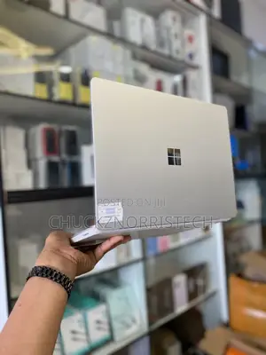 Laptop Microsoft Surface Laptop Go 8GB Intel Core i5 SSD 256GB