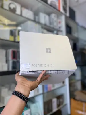 Laptop Microsoft Surface Laptop Go 8GB Intel Core i5 SSD 256GB