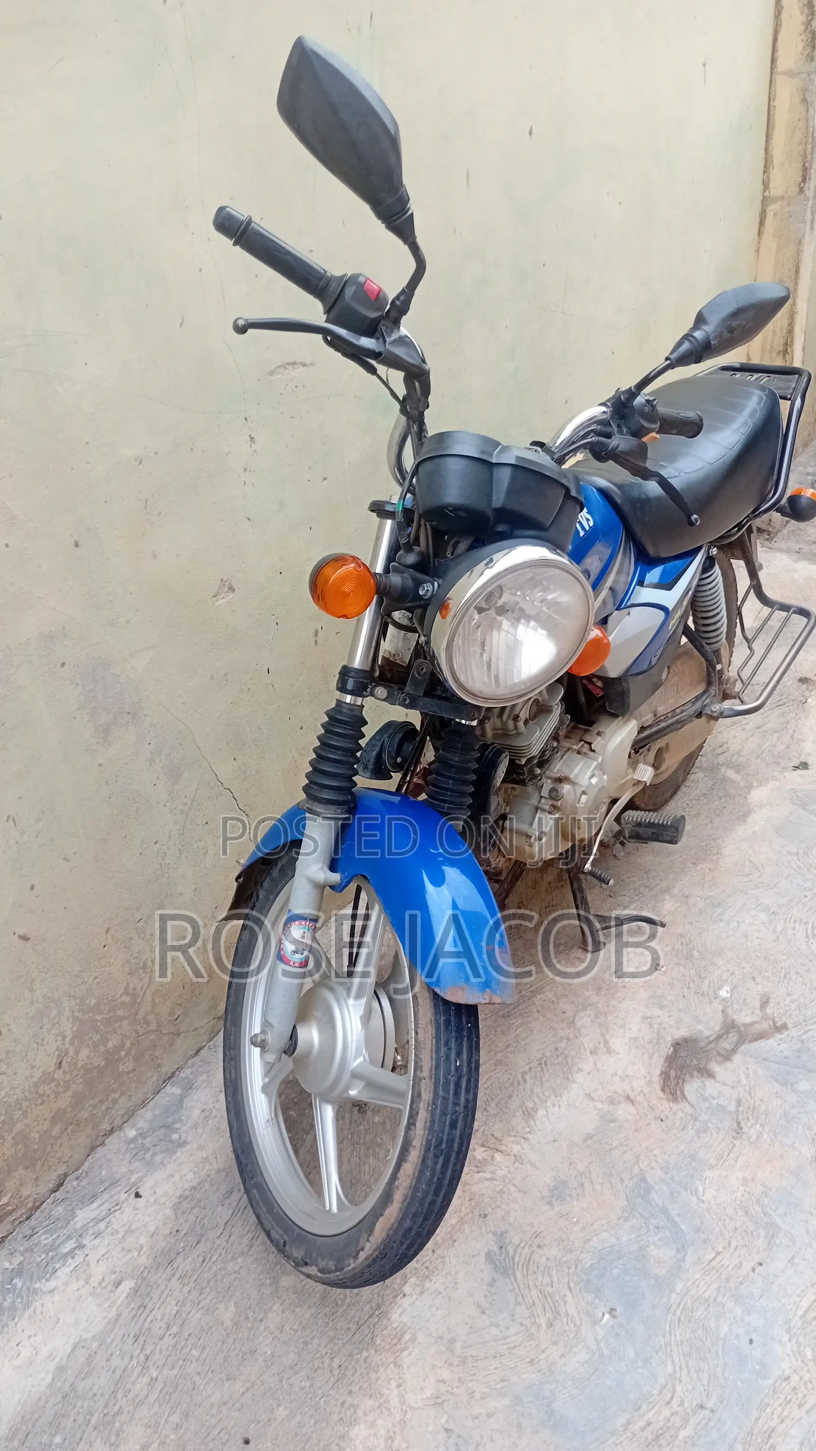 TVS HLX 125 2023 Blue