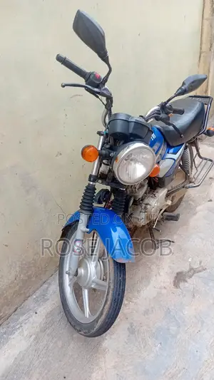 TVS HLX 125 2023 Blue