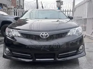 Toyota Camry SE 4dr Sedan (2.5L 4cyl 6A) 2013 Black