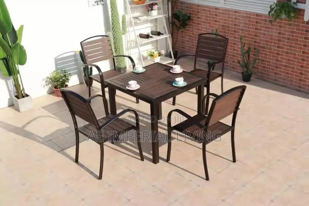 Outdoor Dining Set