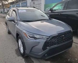 Toyota Corolla Cross LE 2025 Gray