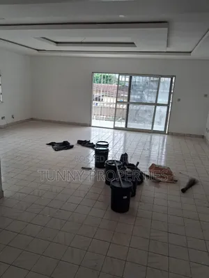 3bdrm Apartment in Mangoro for rent