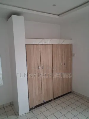 3bdrm Apartment in Mangoro for rent