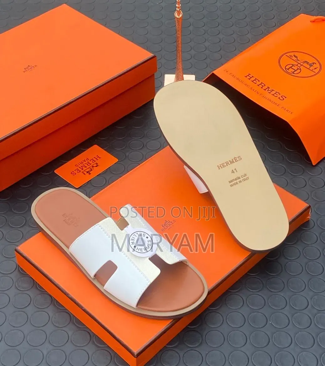 Harmess Flat Shoe